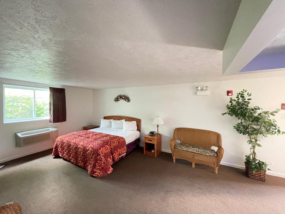 Vibe Inn - Whirlpools Suites - Lyons Exterior foto